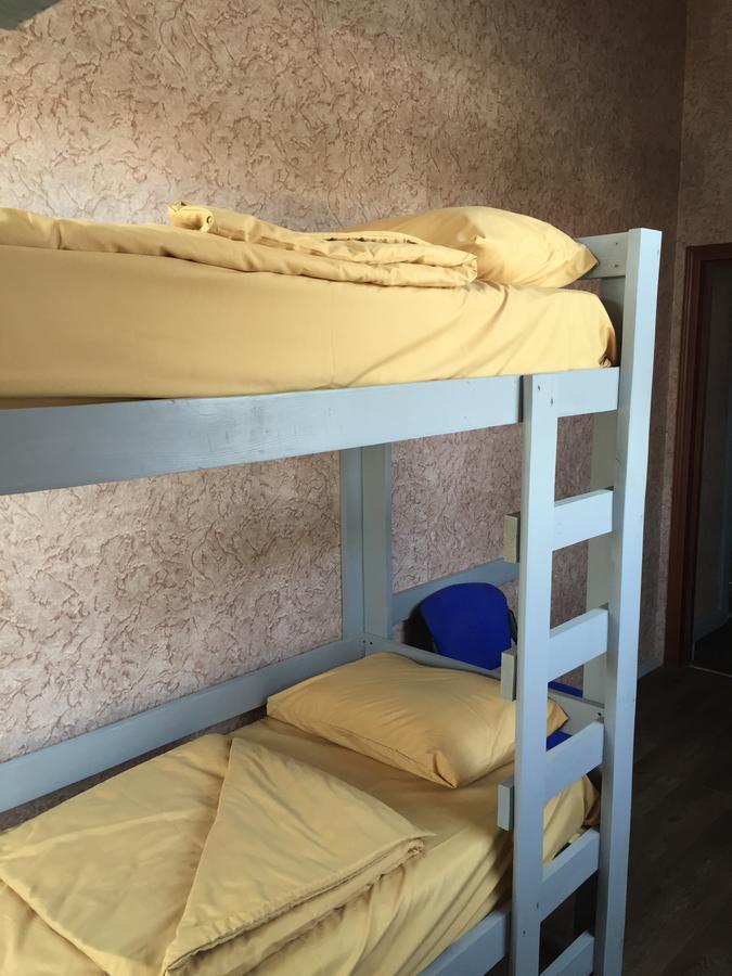 Hostel Darnitsa1 Kiev Buitenkant foto
