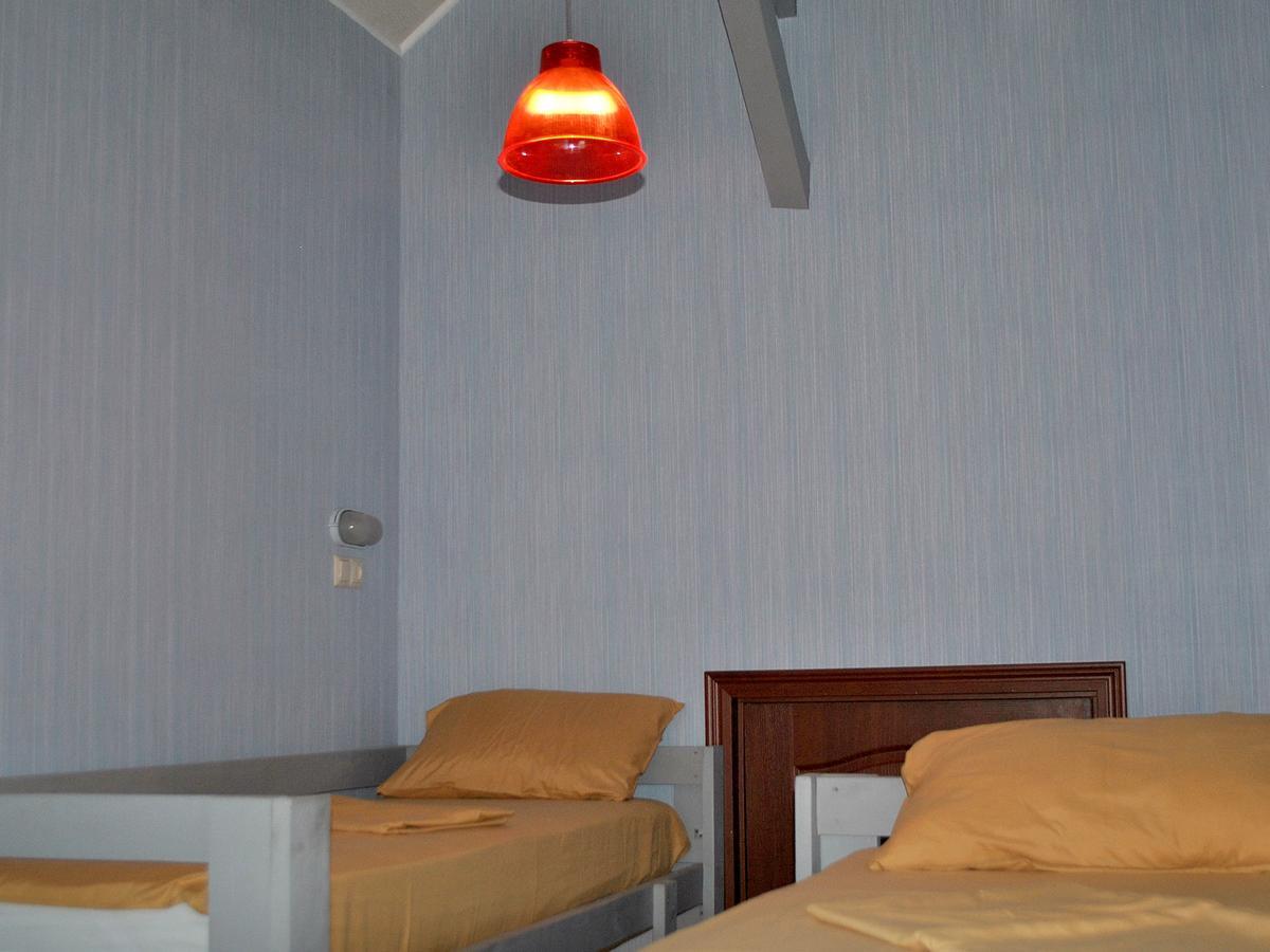 Hostel Darnitsa1 Kiev Buitenkant foto