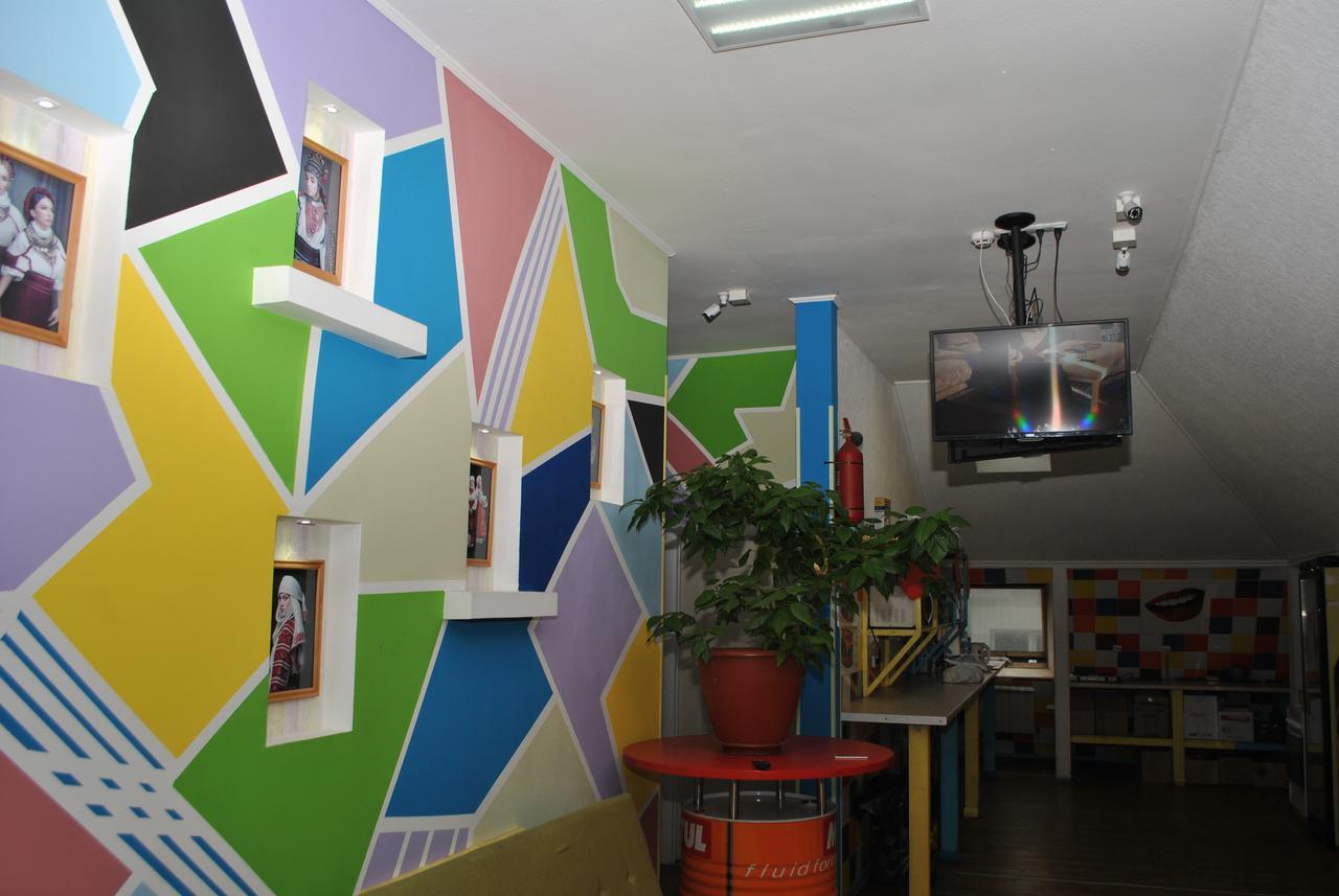 Hostel Darnitsa1 Kiev Buitenkant foto