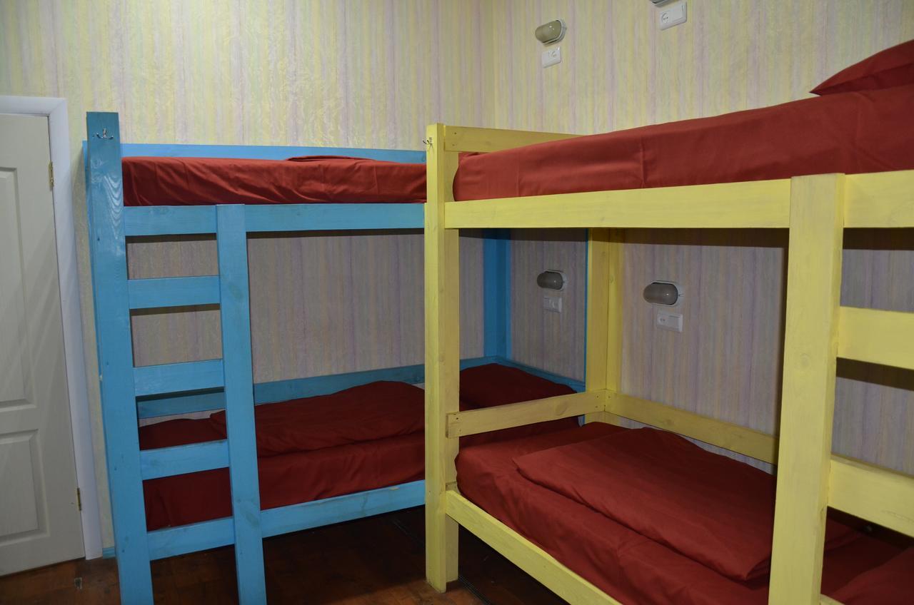 Hostel Darnitsa1 Kiev Buitenkant foto